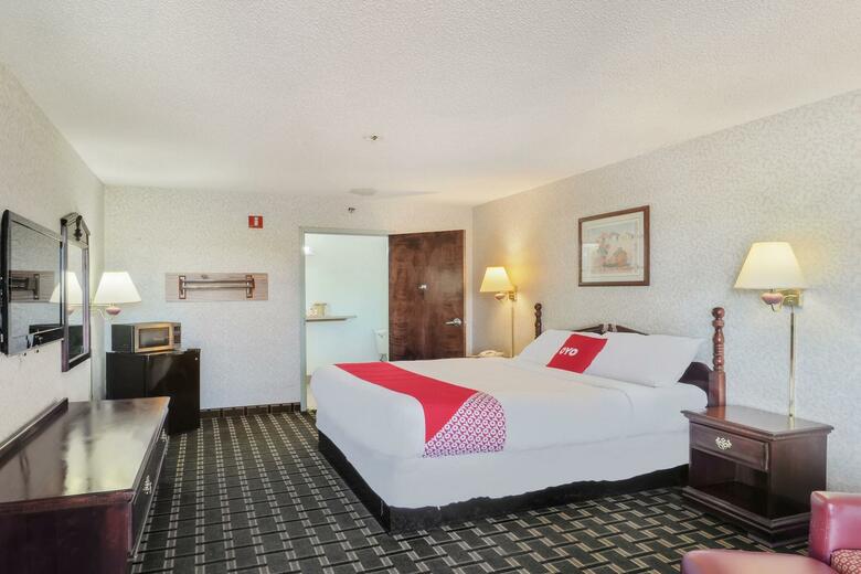 Hotel Lonestar Inn And Suites By Oyo - Erick, Ok