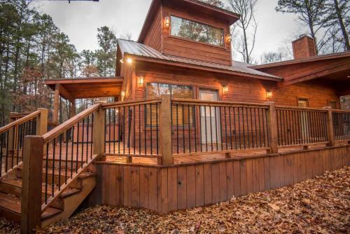 All Decked Out Cabin
