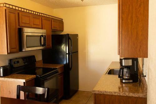 Apartamento Can't Get Closer To Fort Sill Then This!