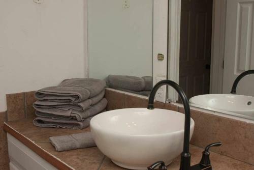 Apartamento Less Than 1 Mile From Fort Sill 2 Bedrooms!!!!