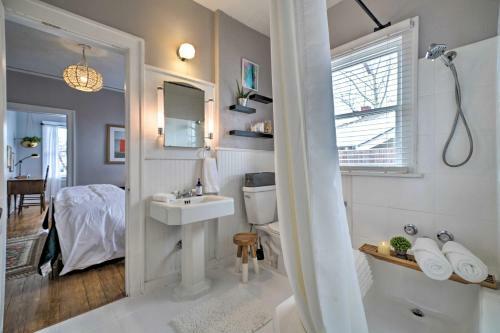 Pet-friendly Okc Home, 3 Miles To Downtown!
