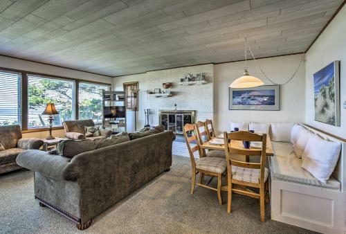 Oceanfront Escape With Pacific Views Surf And Explore