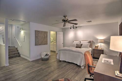 Townhome With Fireplace, Walk To Shops And Dining!