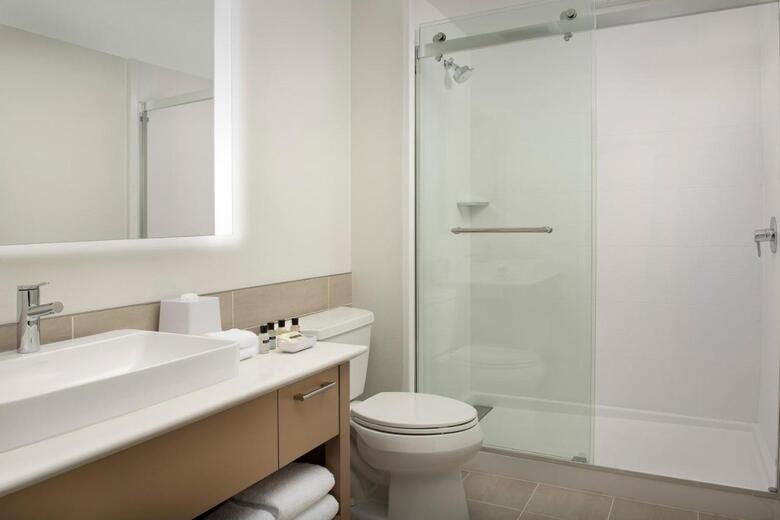 Hotel Element Portland Beaverton