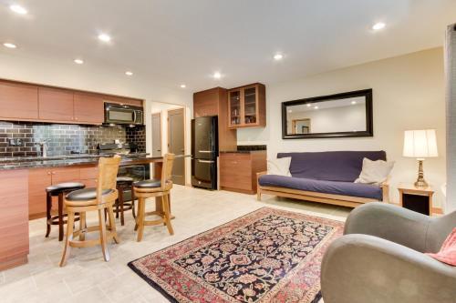Wall Street Condo #114