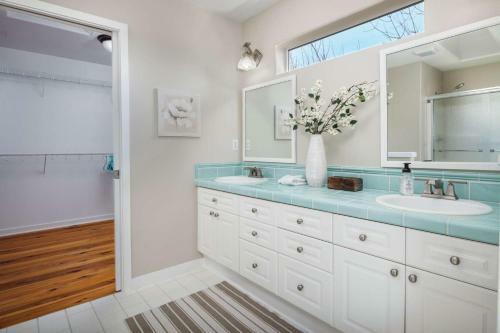 Beaverton Creek Cottage