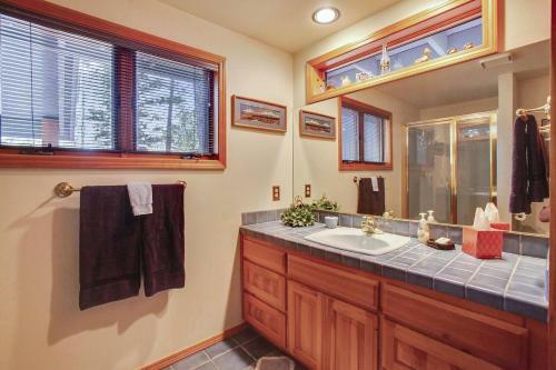 Big River Hideaway