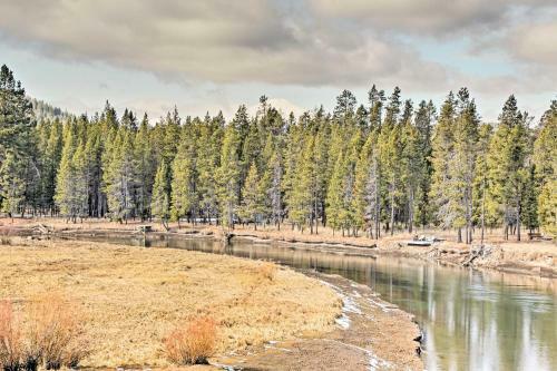 Private Log Cabin In Bend With Deschutes River View!