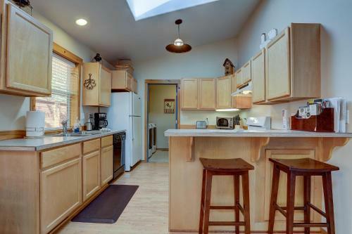 Huckleberry Cottage