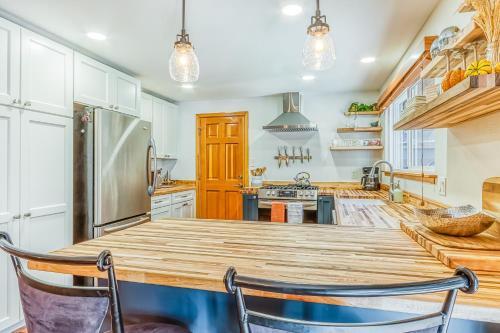 Chic Hideaway Retreat