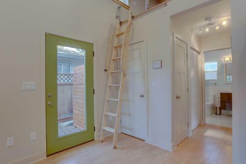Mod Pod Home