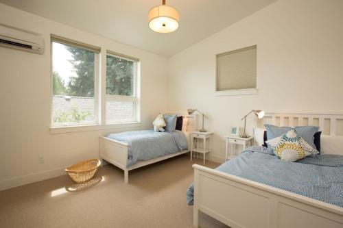 The Golden Zone Home