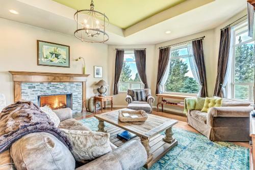 New Listing! Luxe Retreat With Game Room & Library Home