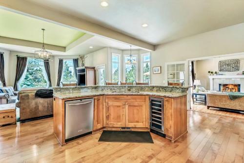 New Listing! Luxe Retreat With Game Room & Library Home