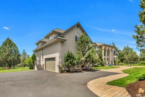 New Listing! Luxe Retreat With Game Room & Library Home
