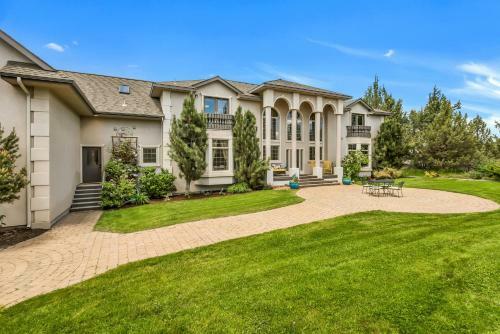 New Listing! Luxe Retreat With Game Room & Library Home