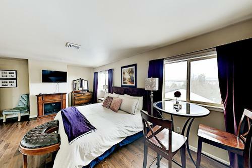 New Listing! Luxe Retreat With Game Room & Library Home