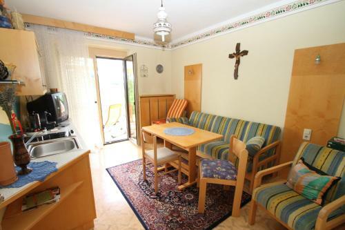 Hostal G�stehaus Dobida