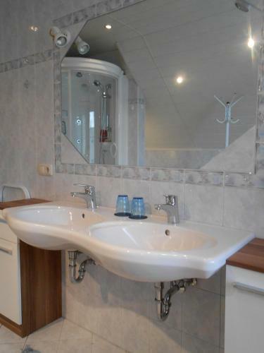 Apartamento Privatzimmer Haus Gschweitl