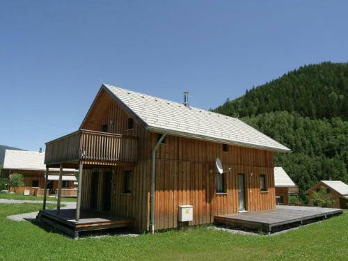 Wooden Chalet In Styria By The Lake