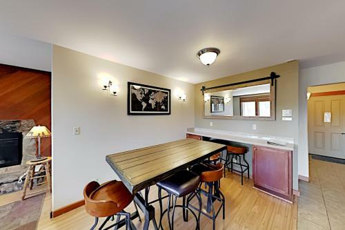 Apartamento Exceptional Vacation Home In Bend Condo