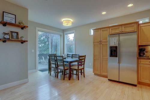 Vantage Point Townhouse