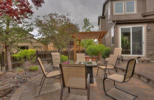 Vantage Point Townhouse