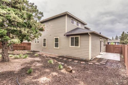 Jacksons Place Home