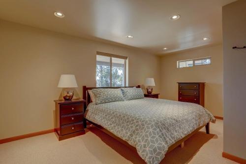 Rimrock Home