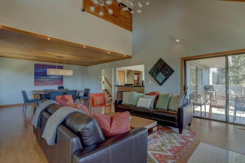 Rimrock Home