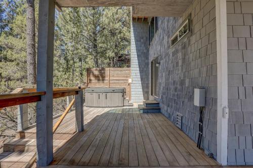 Rimrock Home