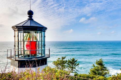 Cape Meares Overlook
