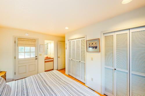Secluded Cannon Beach Escape