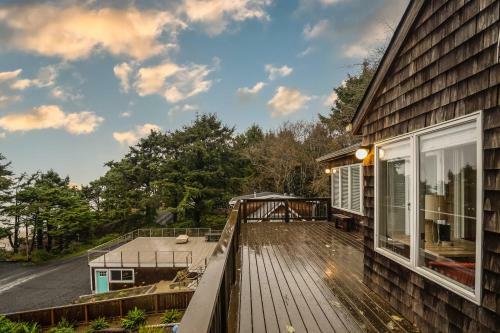 Secluded Cannon Beach Escape