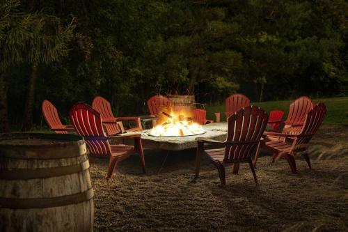 The Brookside Inn Manor