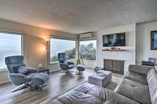 Serenity By The Sea - Chic Oceanfront Home!