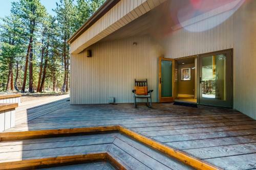 Architect's Masterpiece Black Butte
