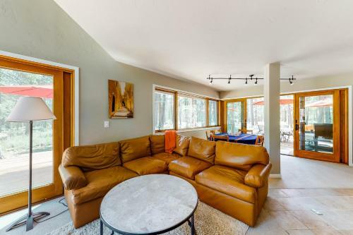 Architect's Masterpiece Black Butte