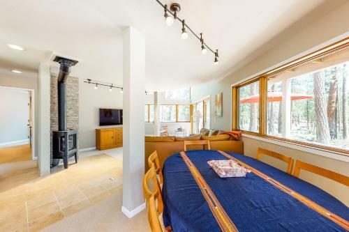 Architect's Masterpiece Black Butte