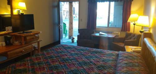 Ponderosa Motel
