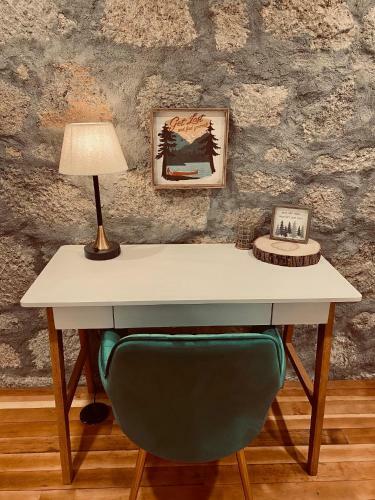 Luxury 2bedrooms 2kingbeds Historic Building