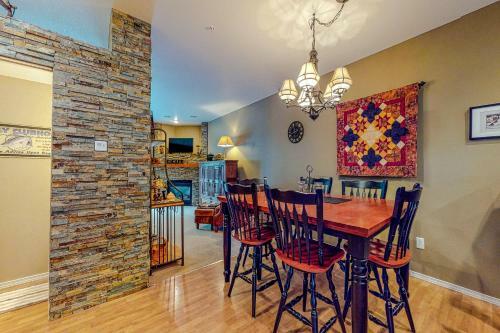 Aspenglow Condo 67