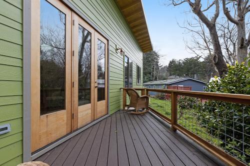 2 Bed 1 Bath Vacation Home In Gold Beach