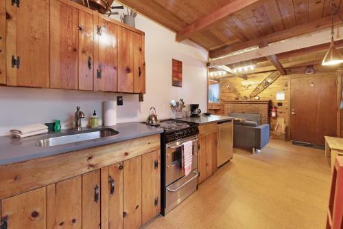 Cozy Cabin In Government Camp