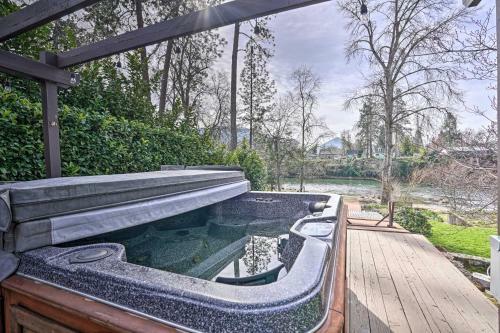 Serene Riverfront Escape With Hot Tub And Views!