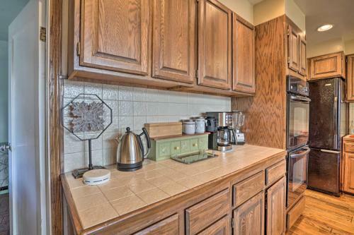 Serene Riverfront Escape With Hot Tub And Views!