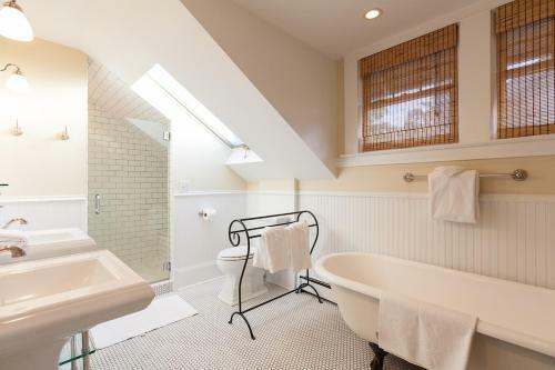 Cascade Chic Home