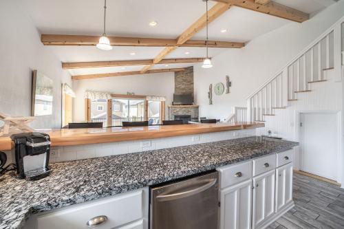 Sea Bunkhouse