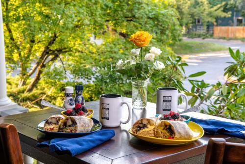 Bed & Breakfast Inn At The Gorge