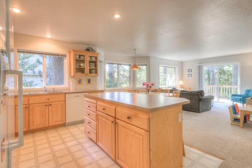 863 Juniper (mca 499)